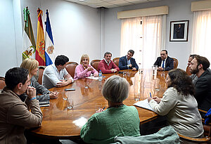 Alcaldesa se reúne con la Orquesta Álvarez Beigbeder