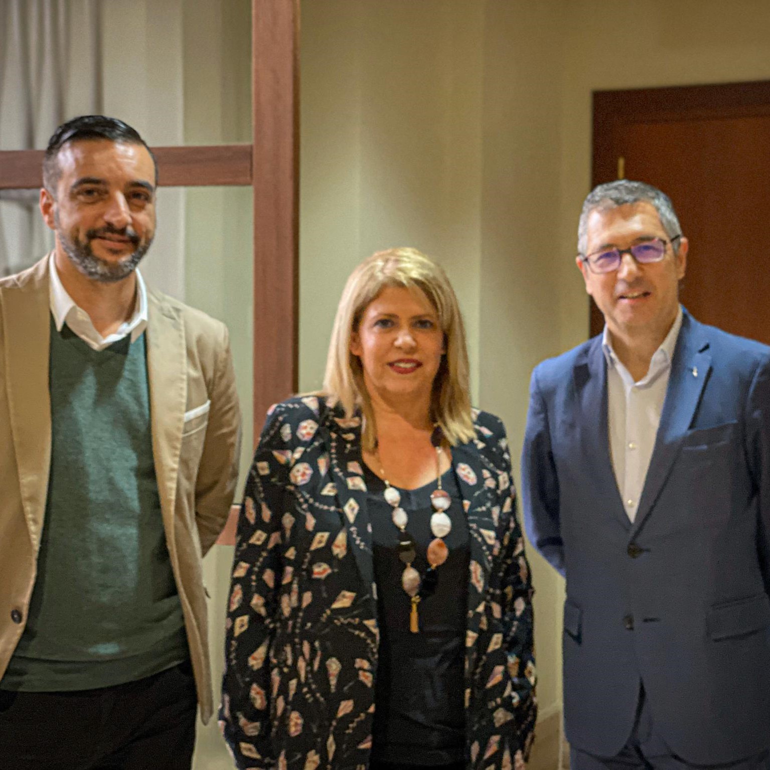 Alcaldesa con Secretario de Estado de Medio Ambiente