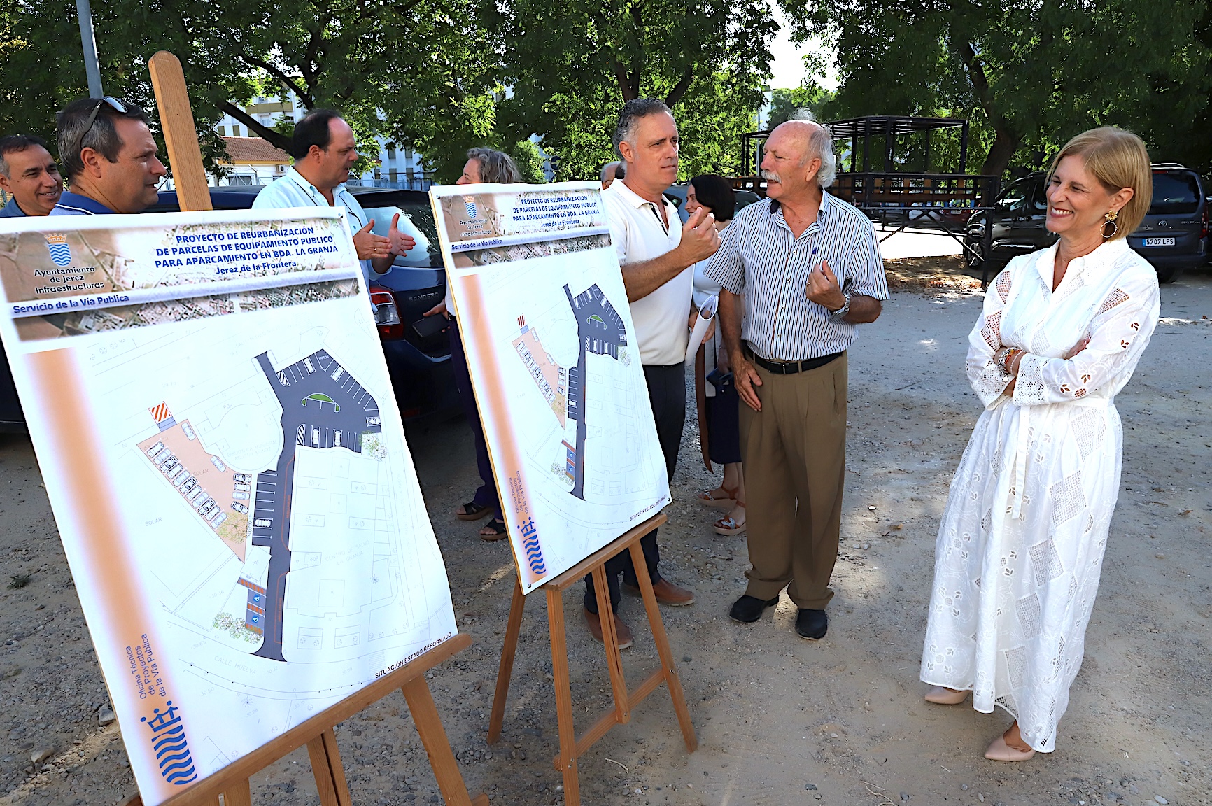 La alcaldesa presenta el proyecto de aparcamientos en La Granja