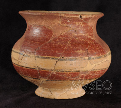 SMALL PAINTED TURDETAN URN