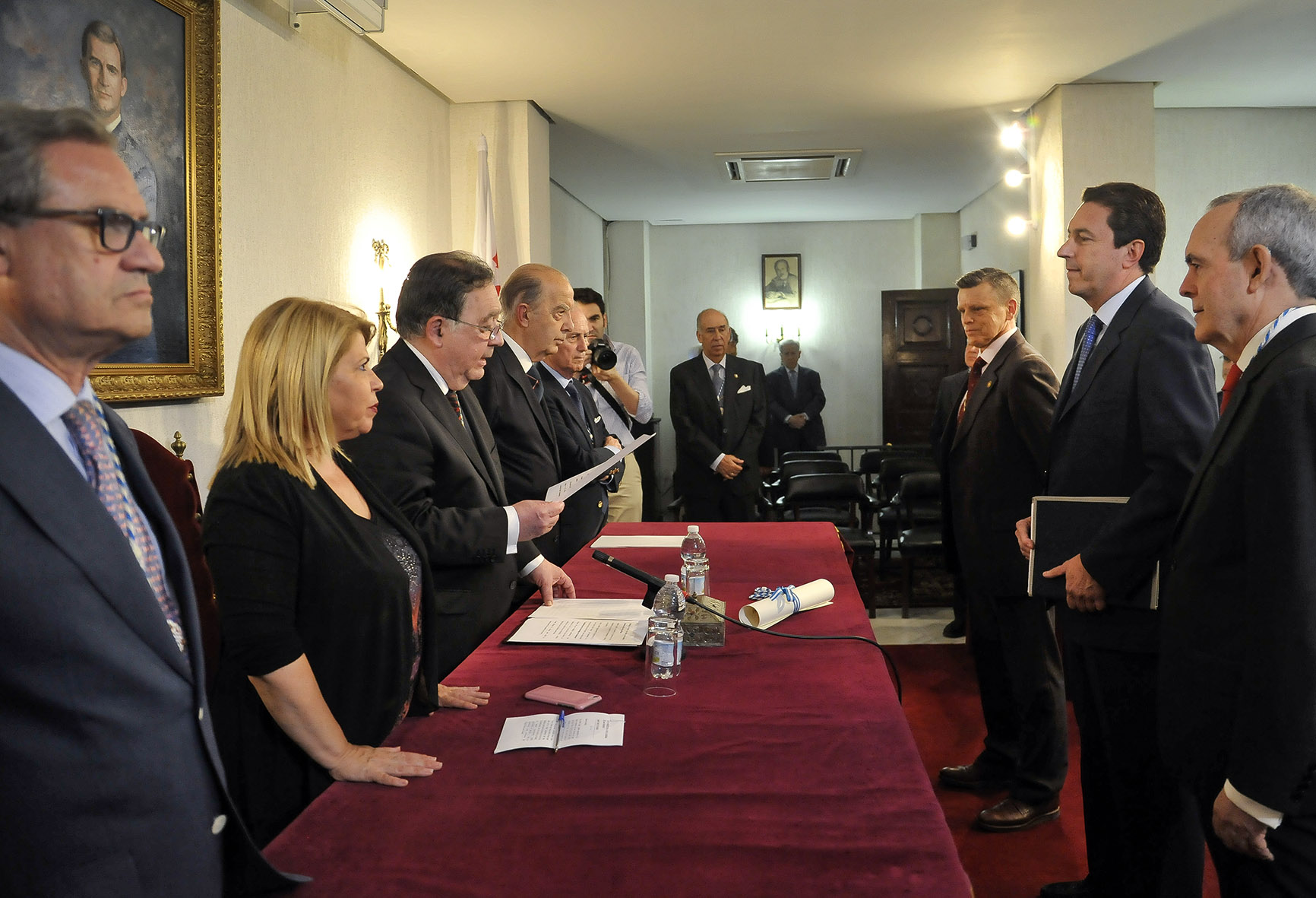 La alcaldesa felicita a Juan Carlos Durán por su ingreso en la Real Academia de San Dionisio