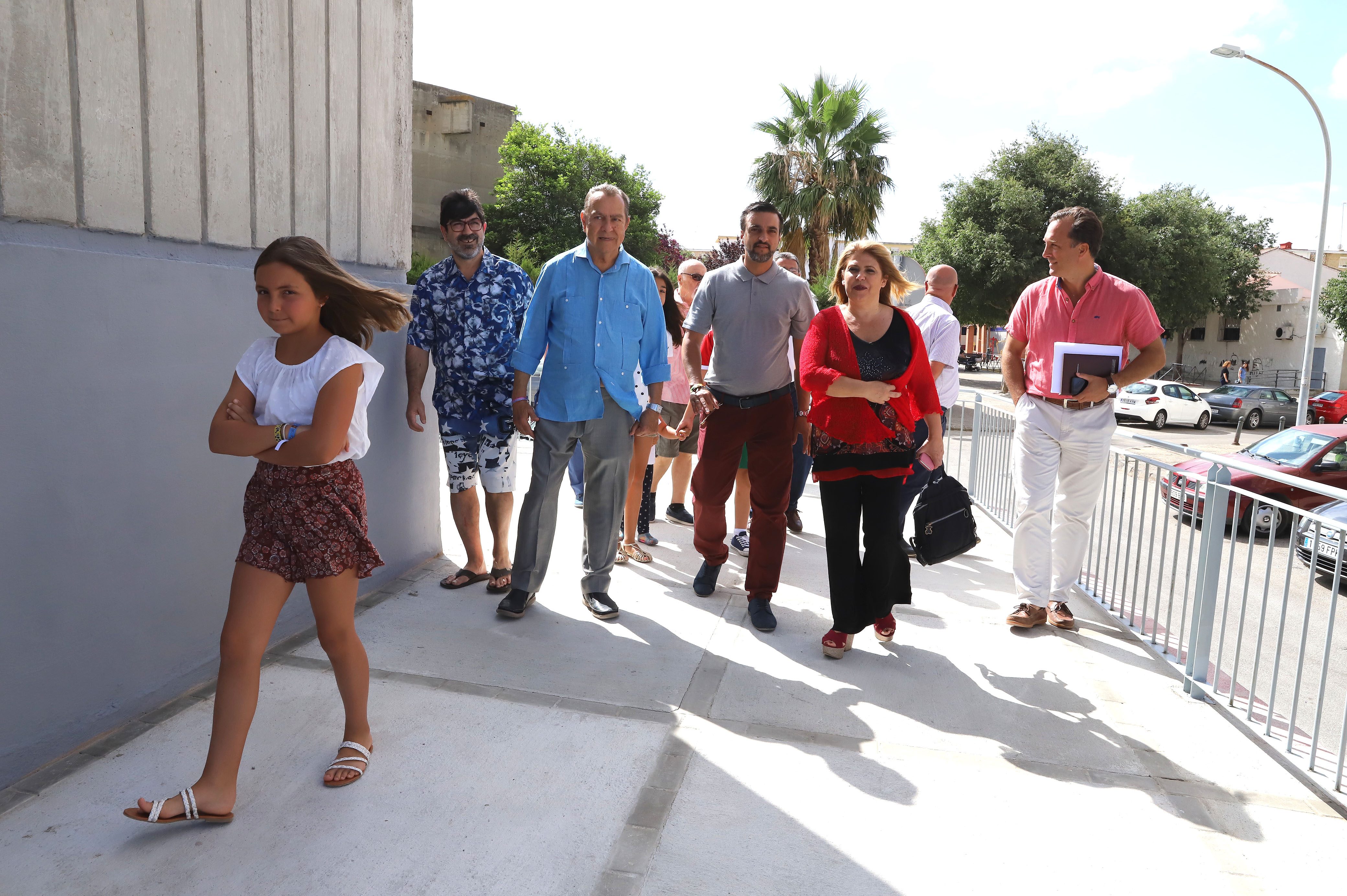 La alcaldesa durante la visita
