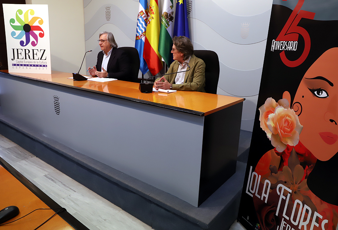 Francisco Camas durante la rueda de prensa