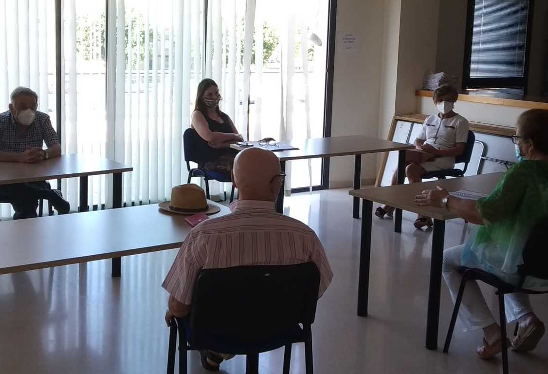 Collado reunión con mayores