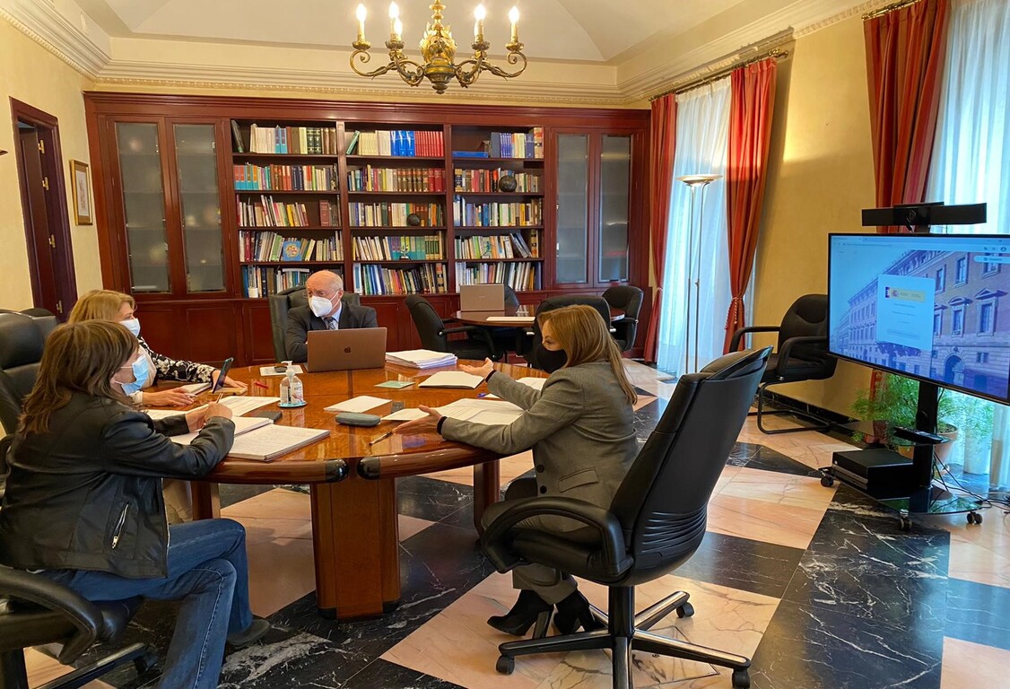 Encuentro con el Ministerio de Hacienda