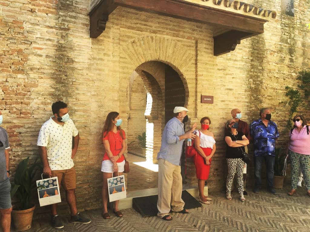 Isabel Gallardo durante la visita