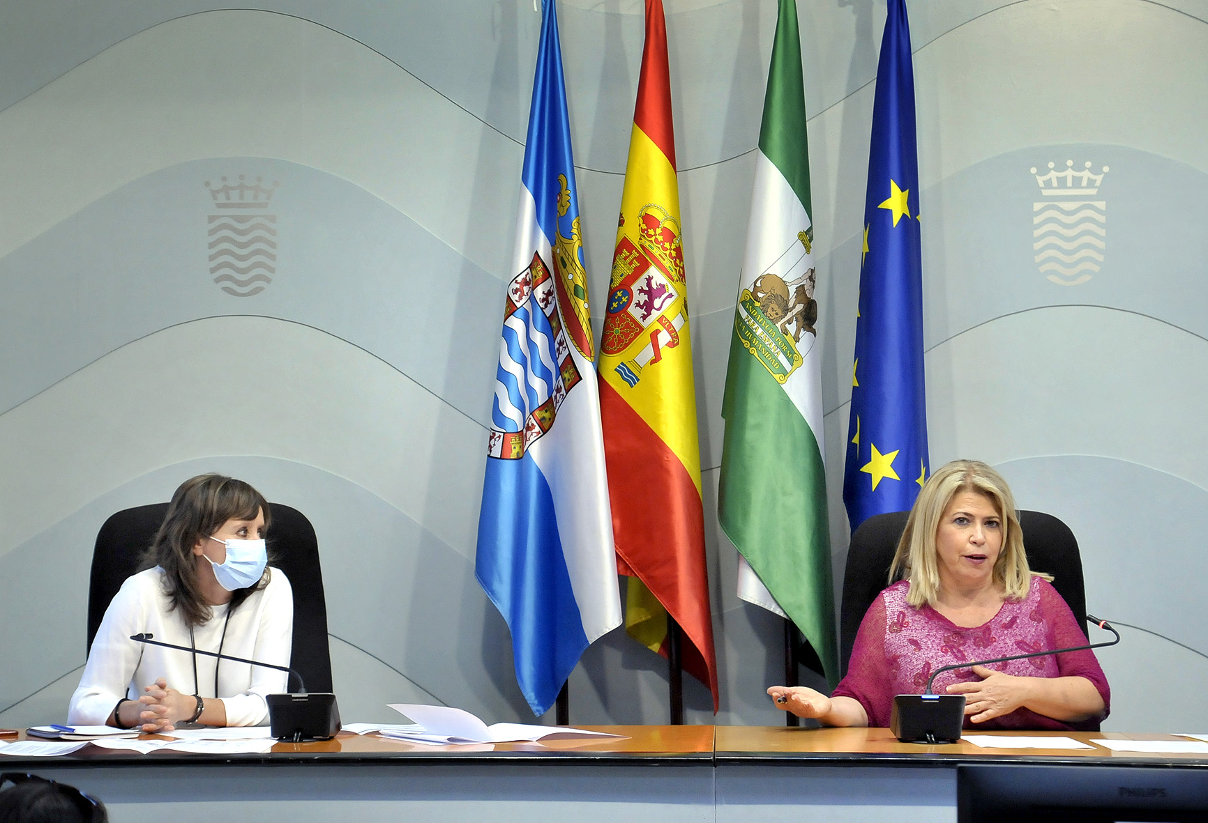 La alcaldesa durante la rueda de prensa