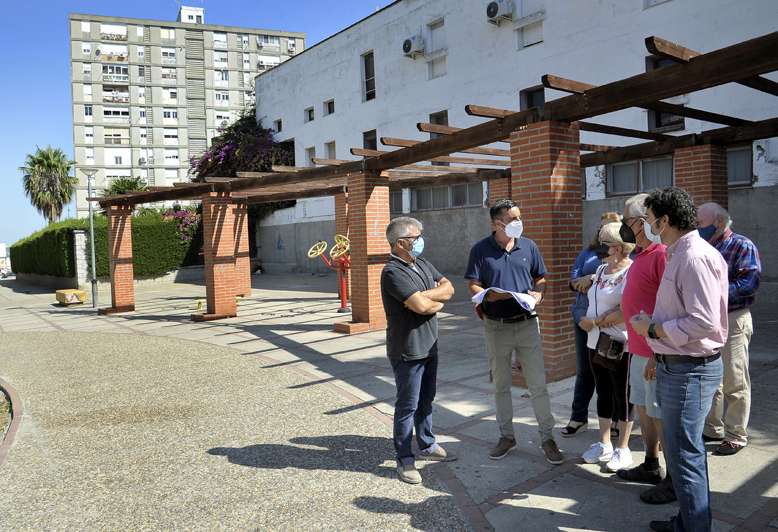Visita a barriada Las Torres