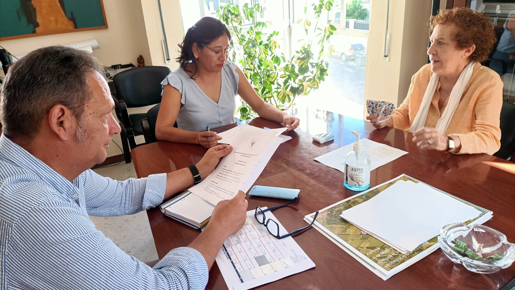 Igualdad y páginas violetas preparan un evento musical