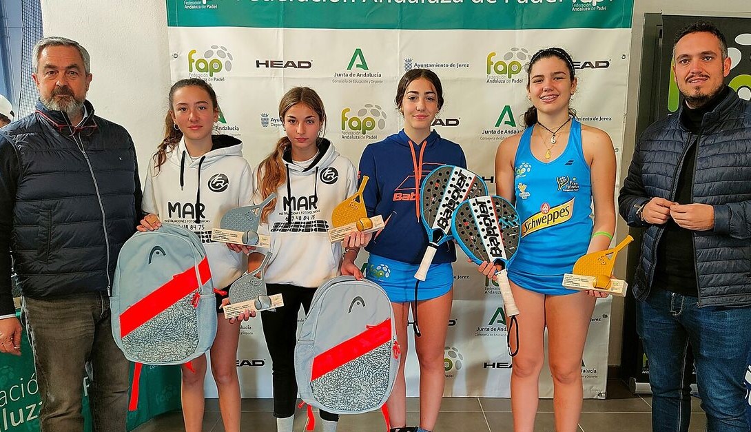 Podio femenino Padel 1ª prueba del Circuito Andaluz