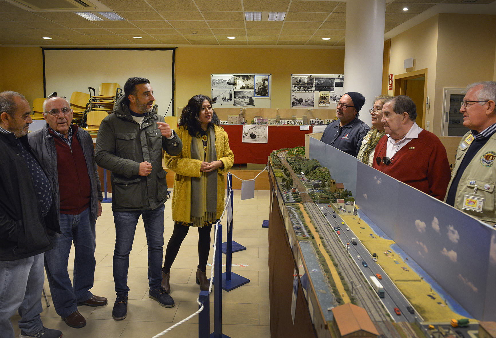 Exposición trenes en Centro Social La Granja