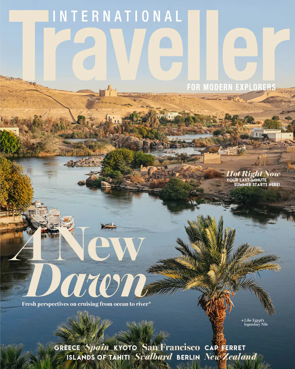 Portada International Traveller
