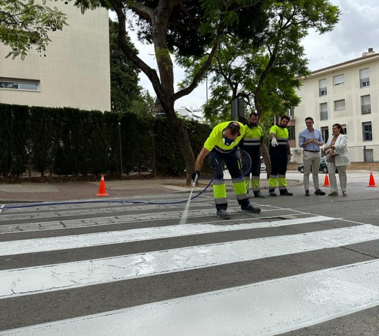 Pintado paso de peatones