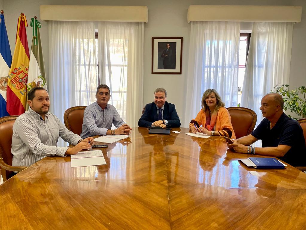 Antonio Real durante la reunión
