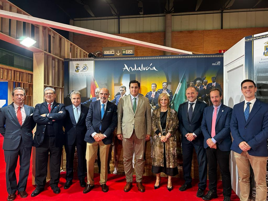Alcaldesa reunión en SICAB