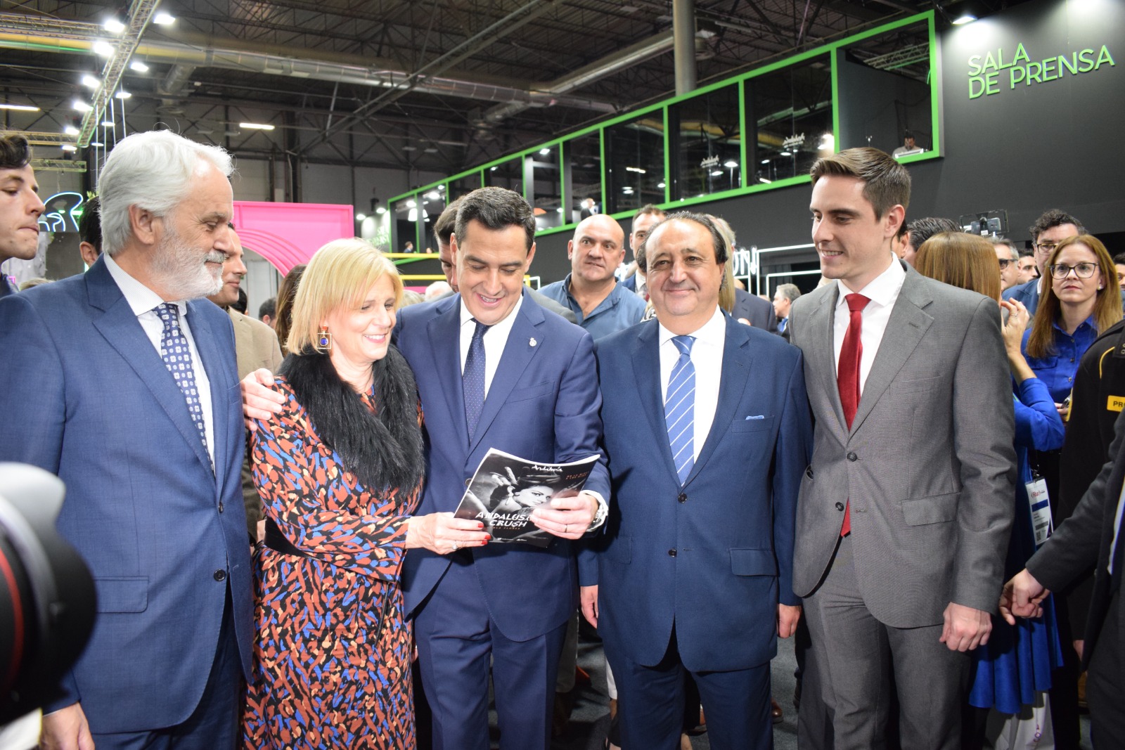 Alcaldesa asiste inauguración Fitur