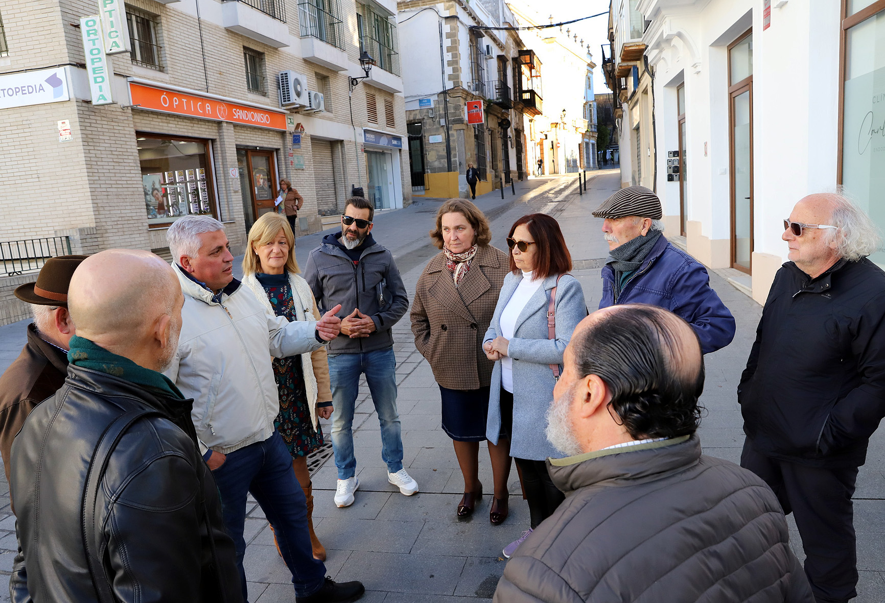 Belén de la Cuadra y Carmen Pina visita obras del Arroyo