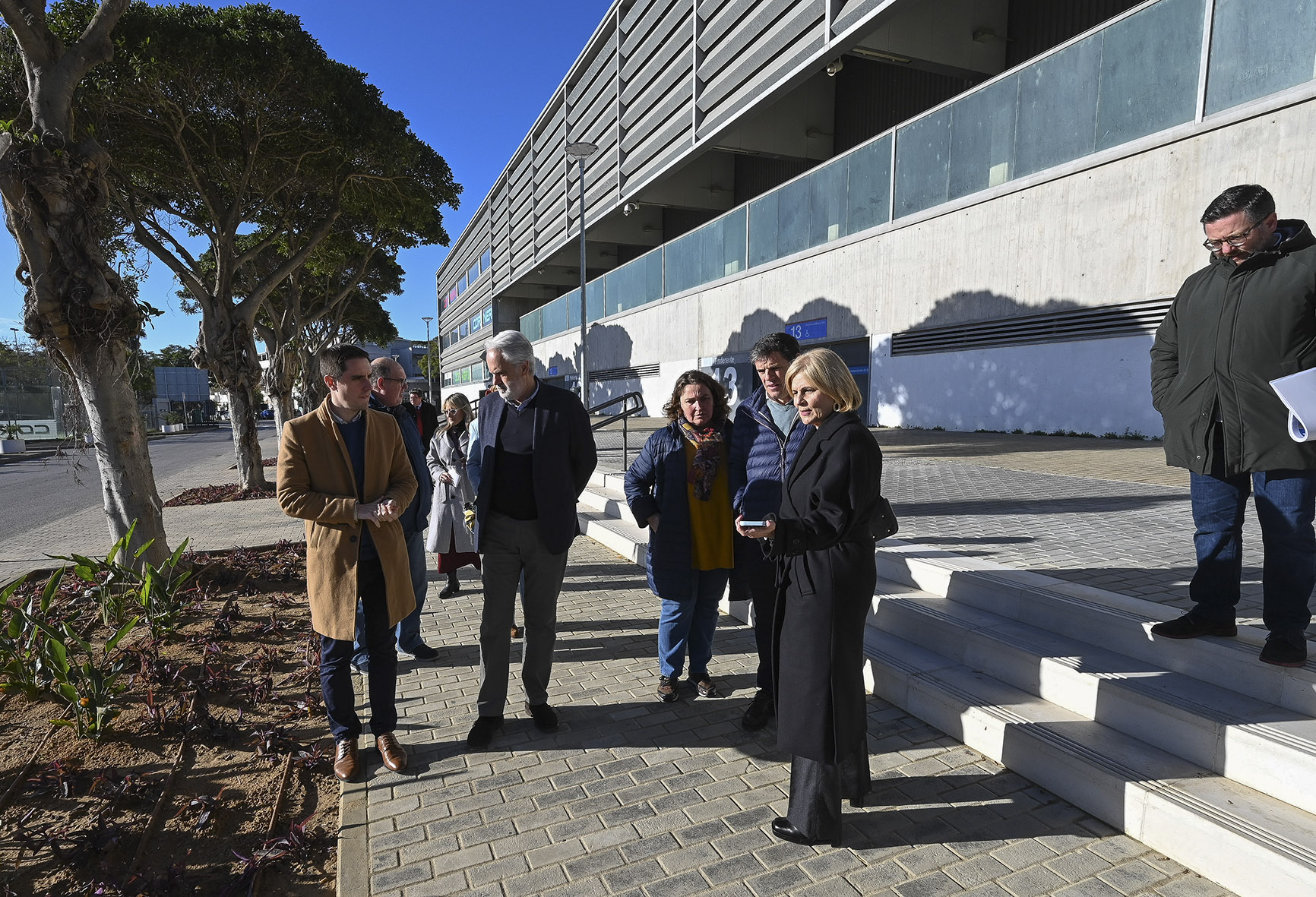 Alcaldesa visita entorno de Chapín