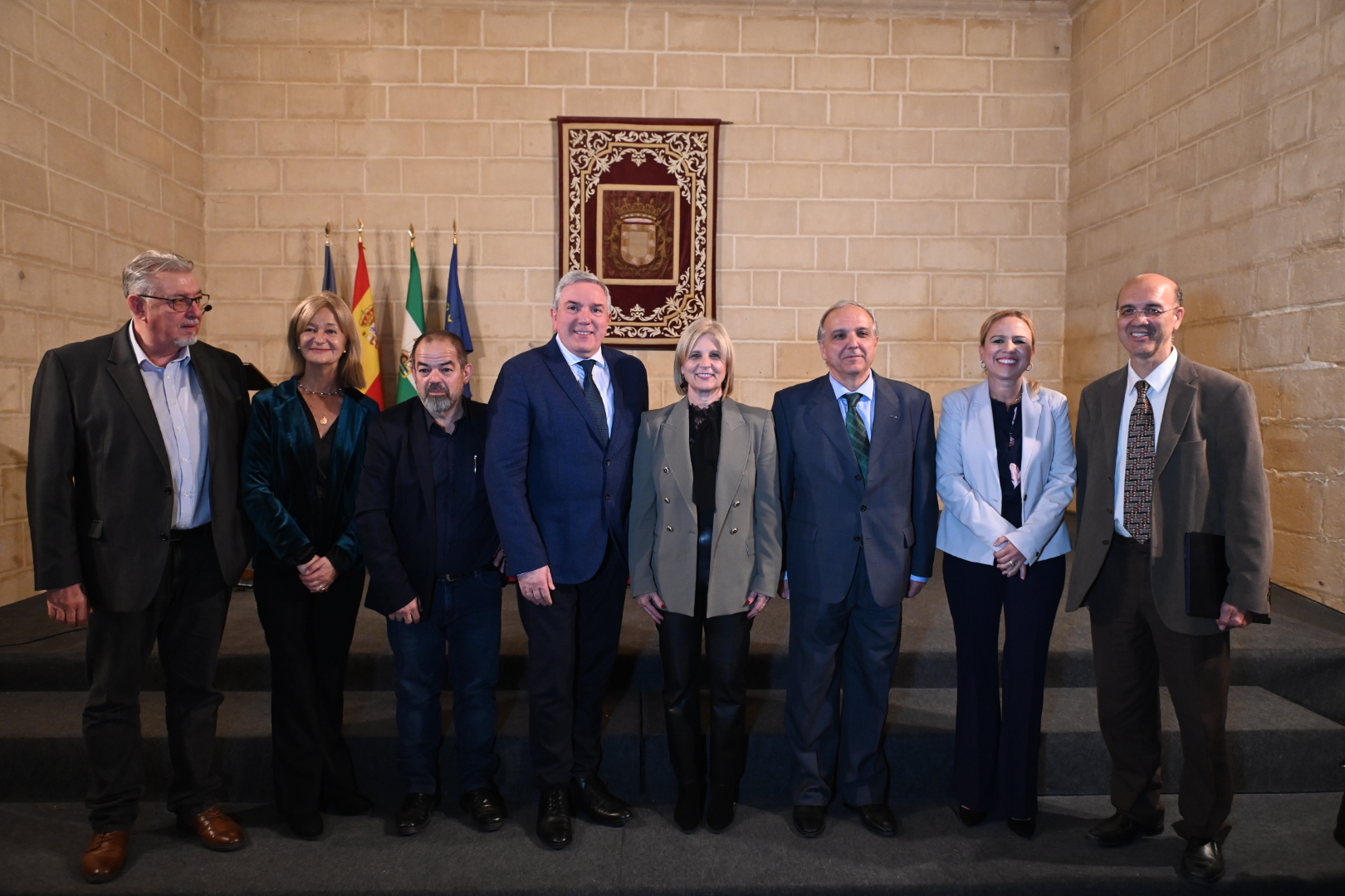 Alcaldesa asiste asamblea evangélica