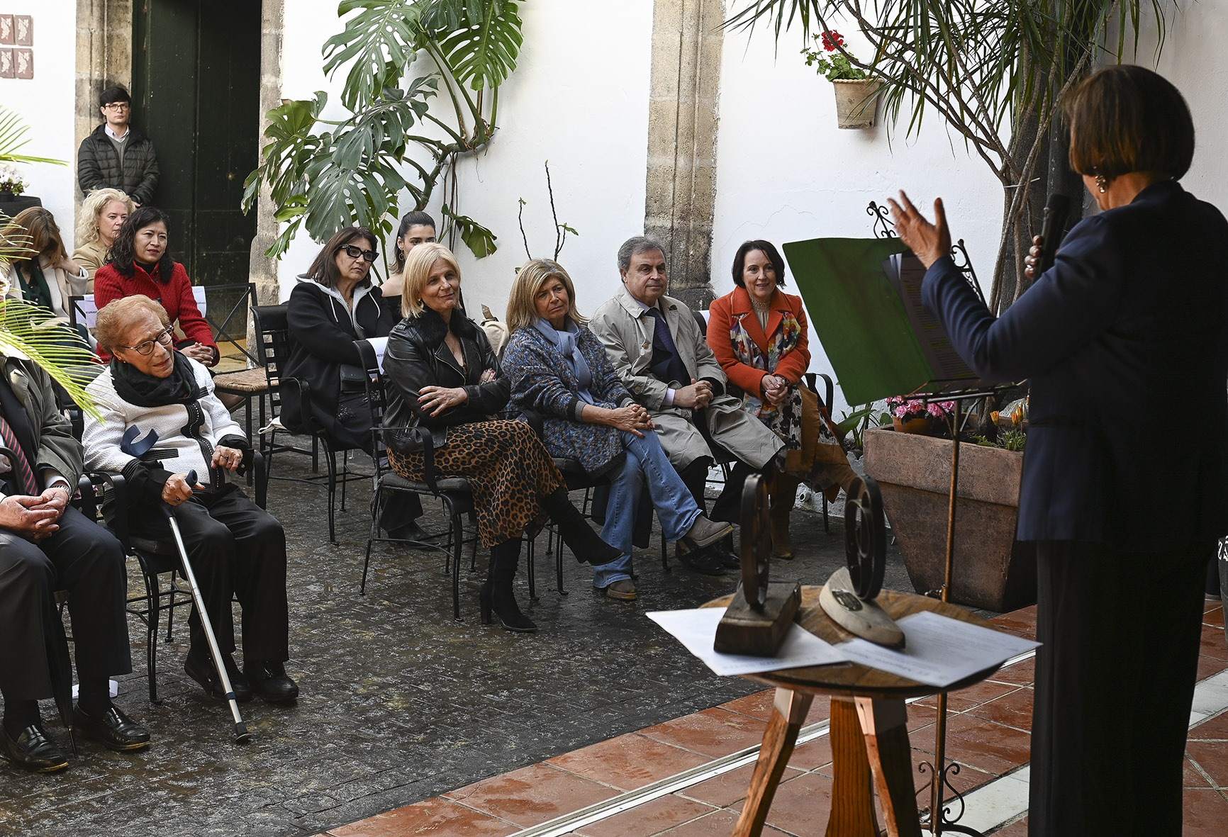 Alcaldesa asiste entrega Premios Pilar Pla