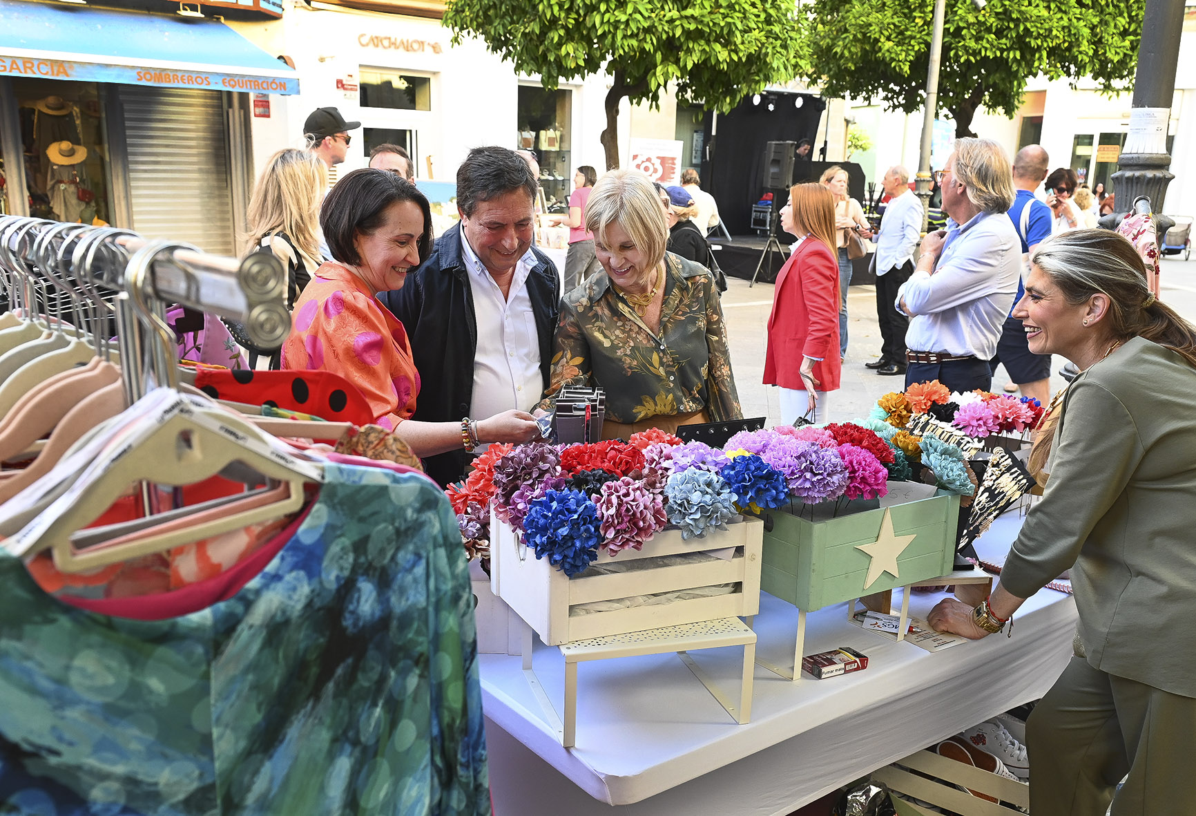 Alcaldesa asiste al Primavera Street Market