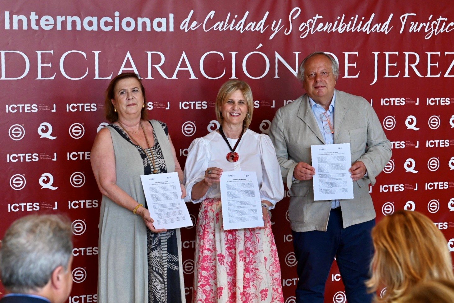 La alcaldesa durante la presentación
