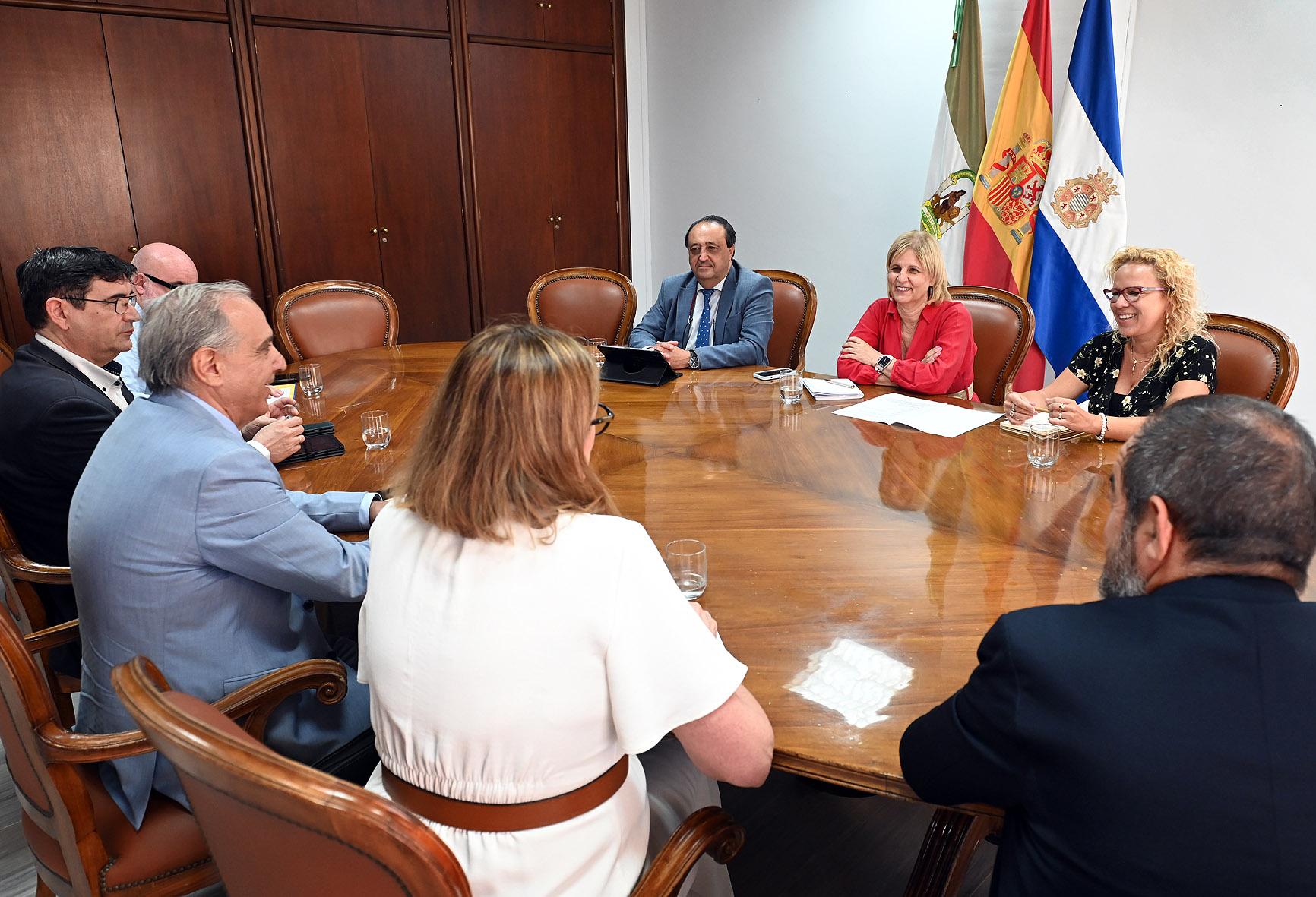 La alcaldesa durante la reunión