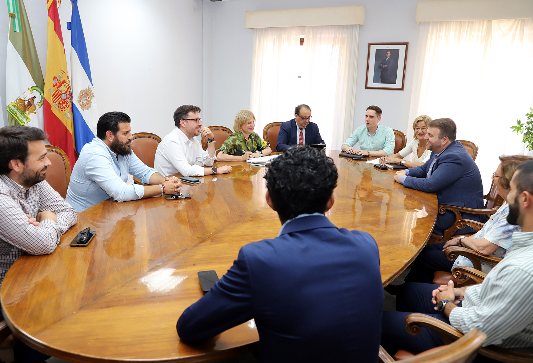La alcaldesa durante la reunión