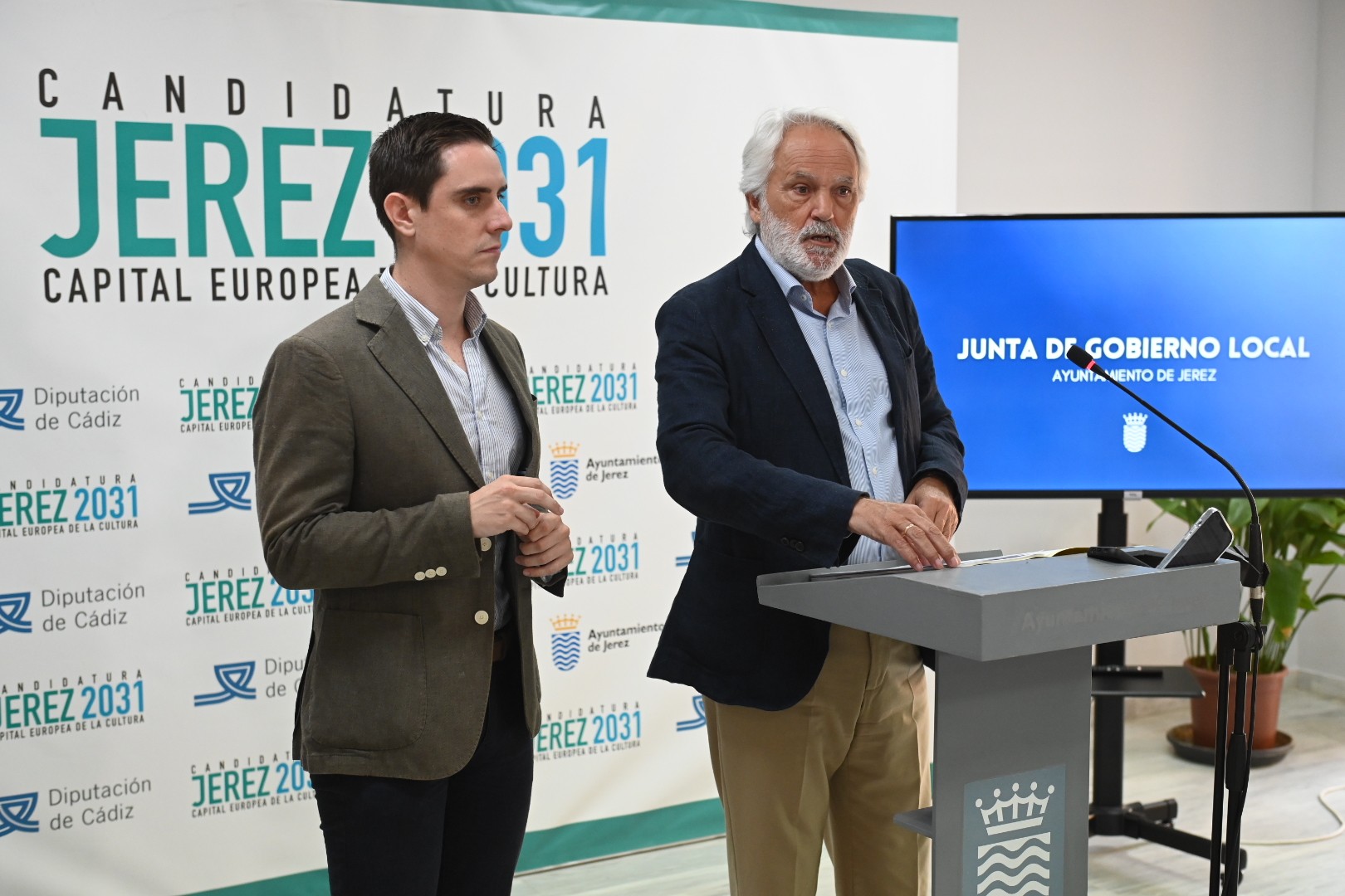 Rueda de prensa de Agustín Muñoz y Jaime Espinar JGL