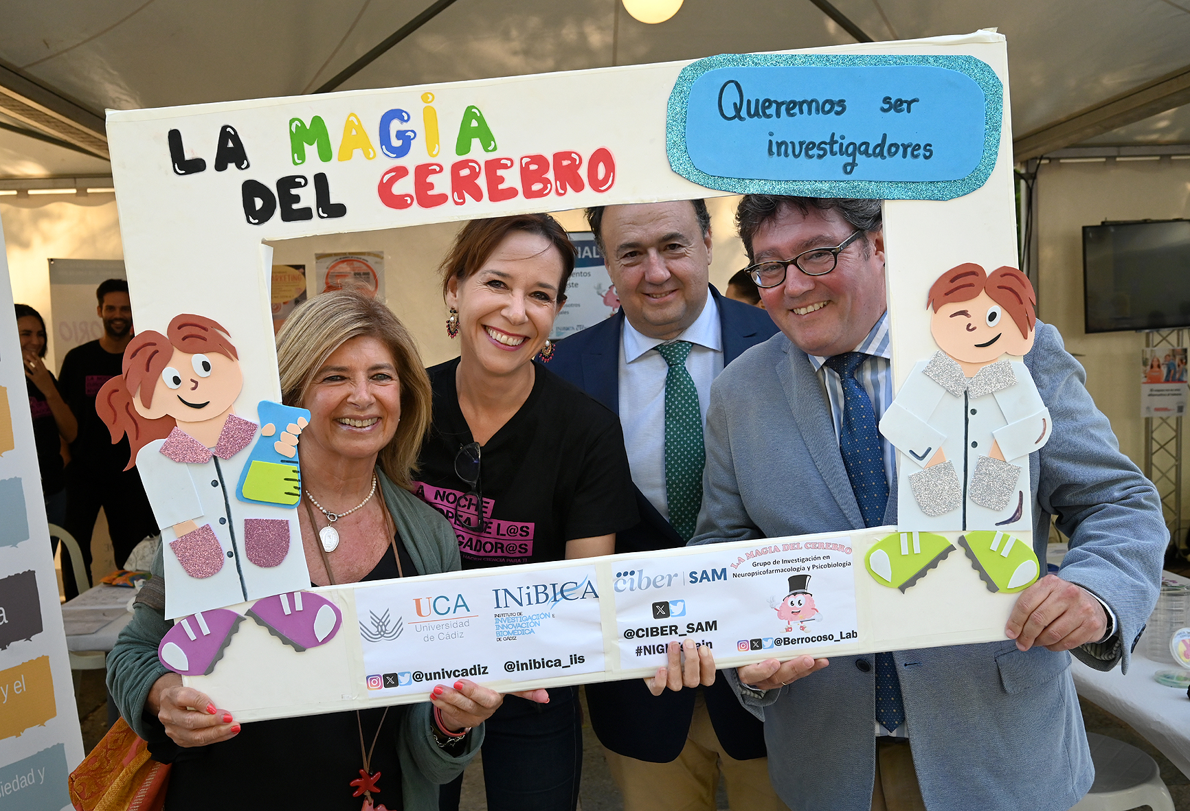 José Ángel asiste a la inauguración de la Noche de los Investigadores