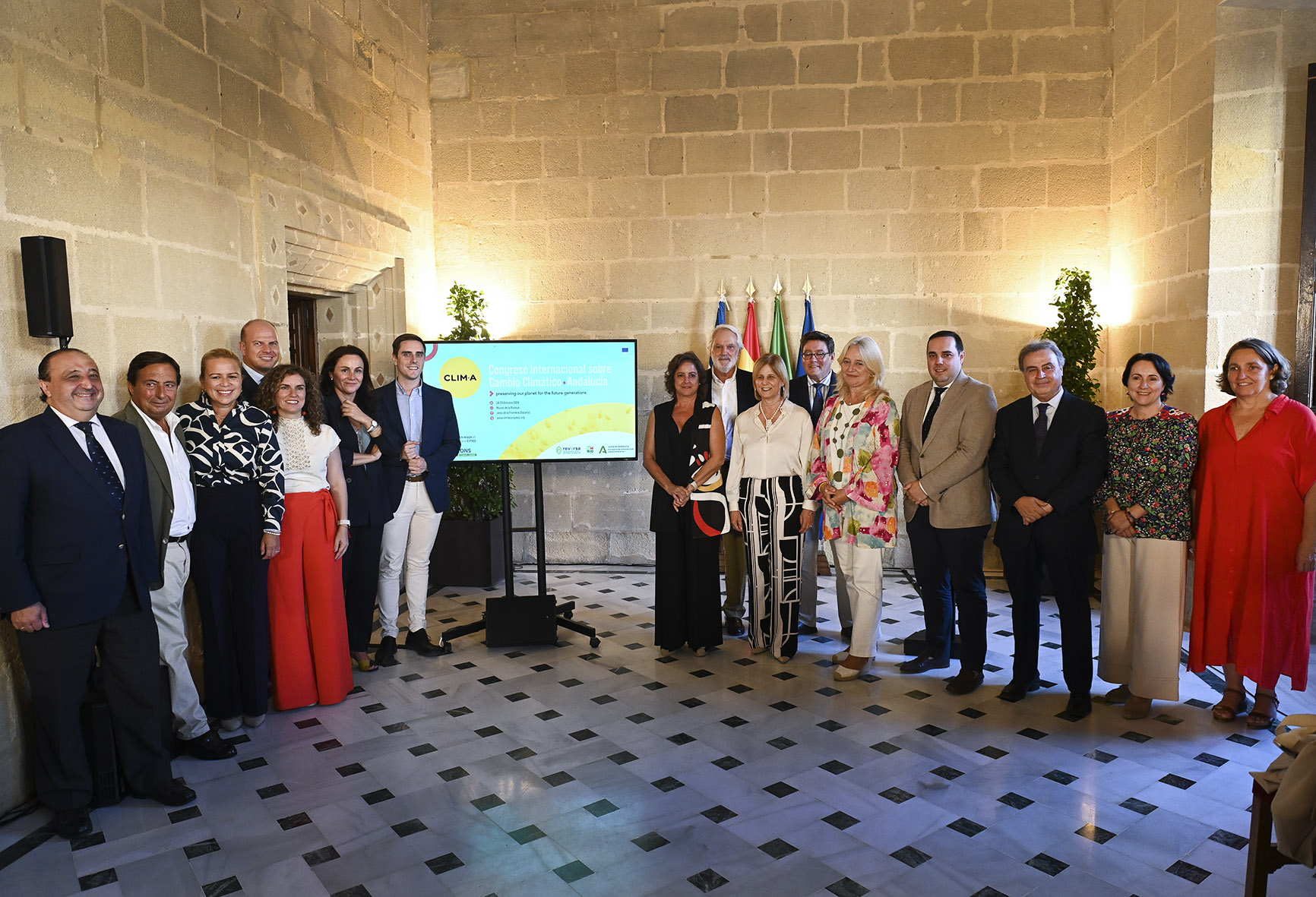 Fotografía de familiatras la rueda de prensa