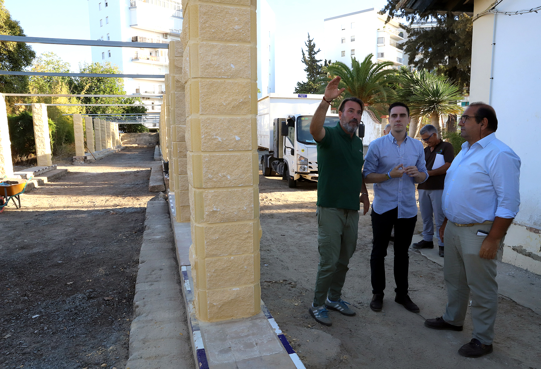 Jaime Espinar visita obras del parque de El Retiro