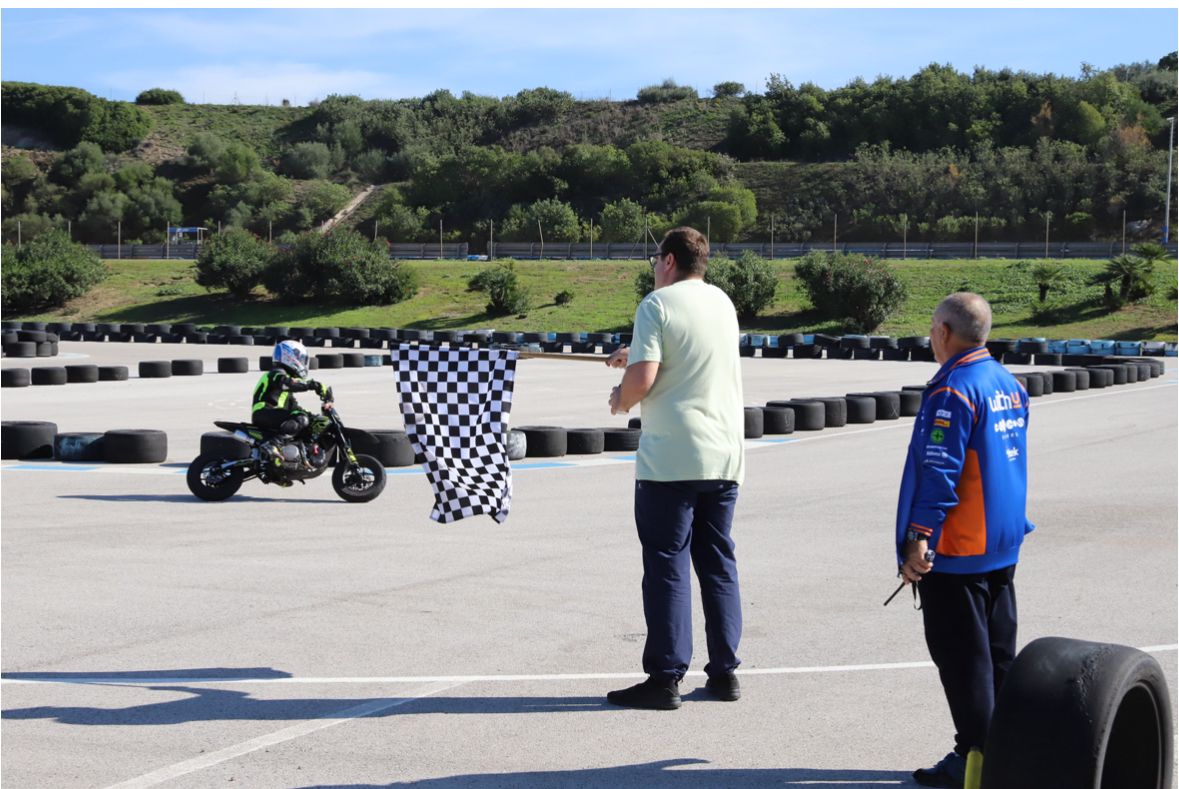Archivo. Celebración Mototerapia en el Circuito