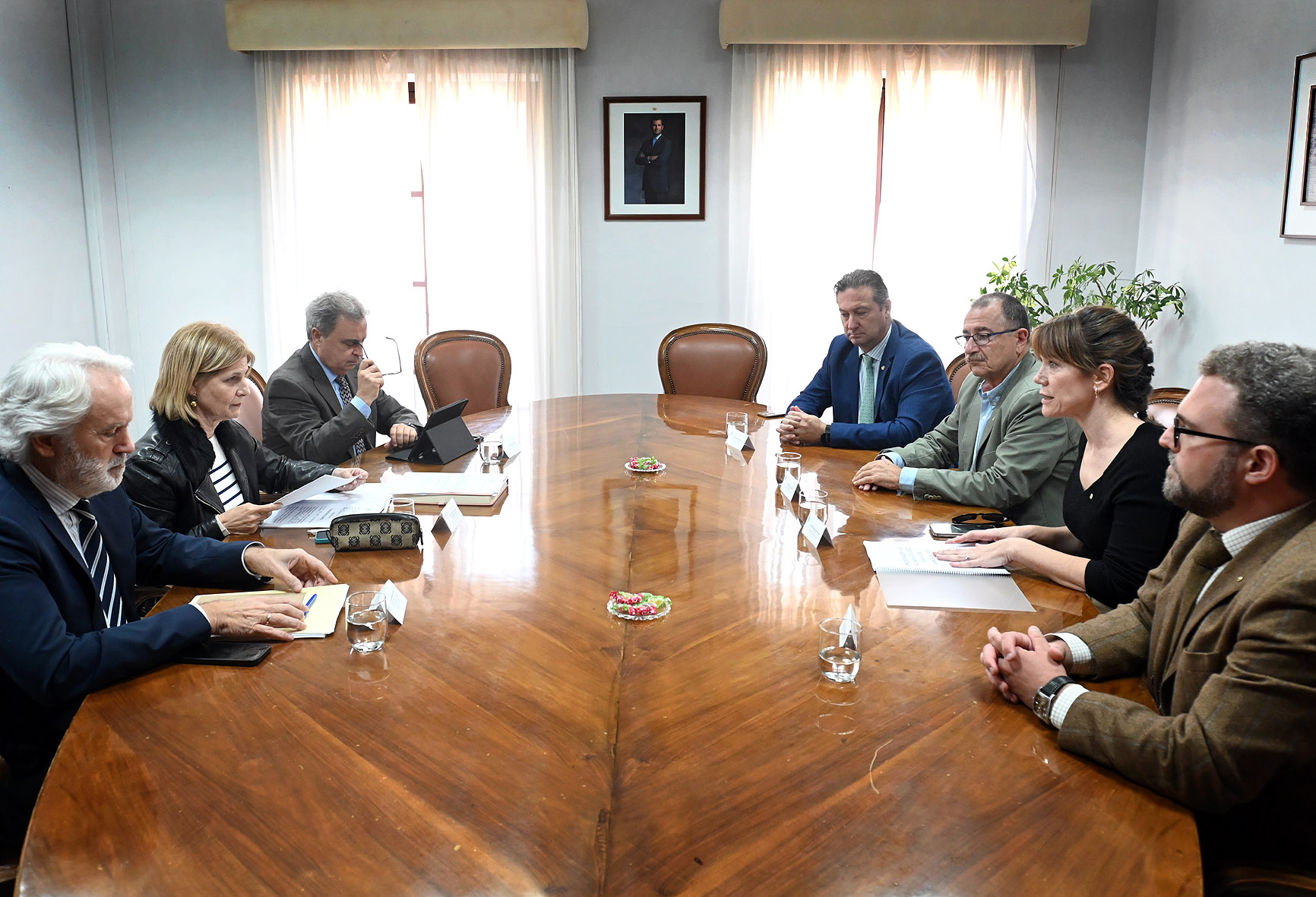 La alcaldesa durante la reunión