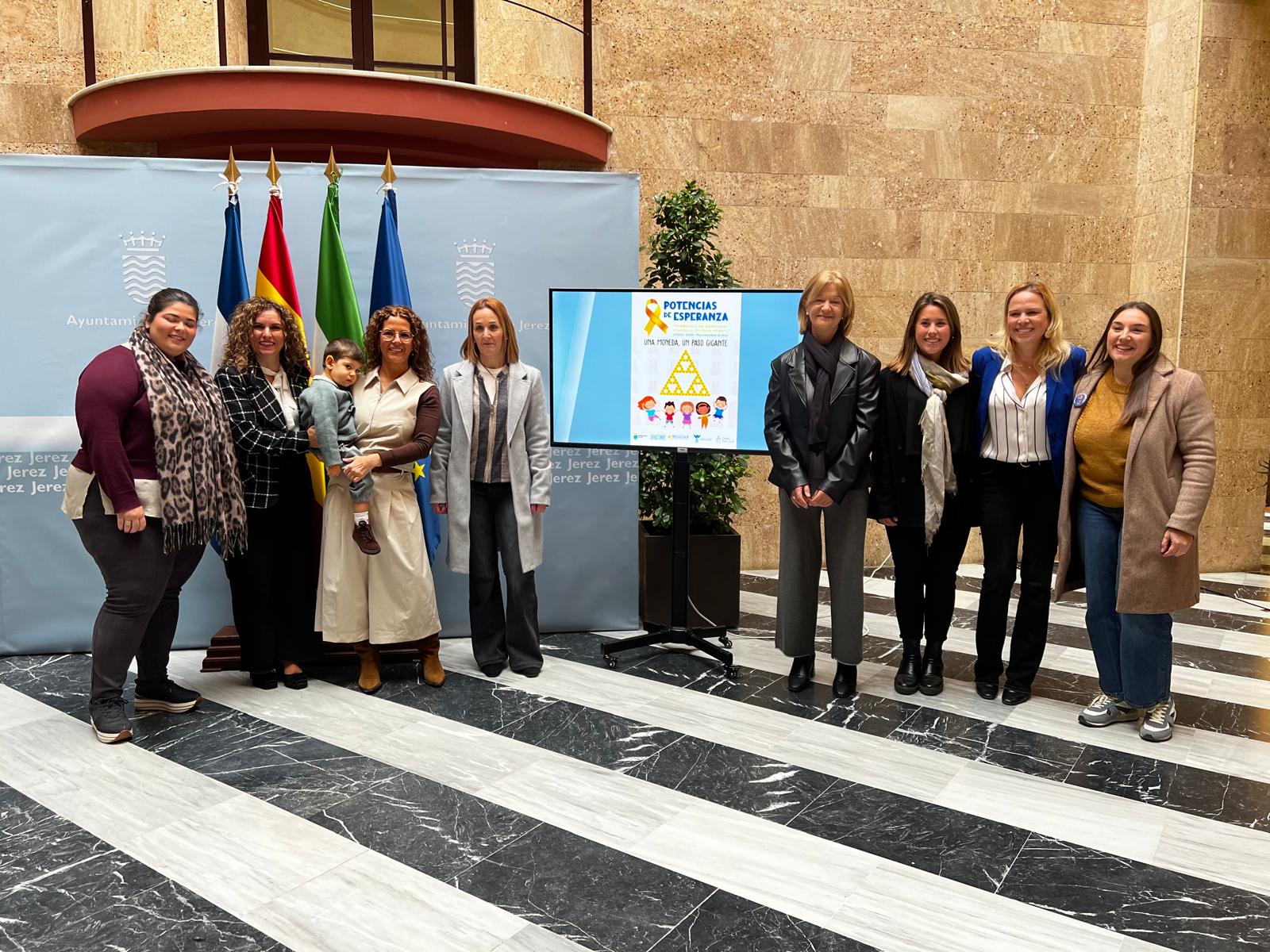 Las delegadas durante la presentación de la iniciativa