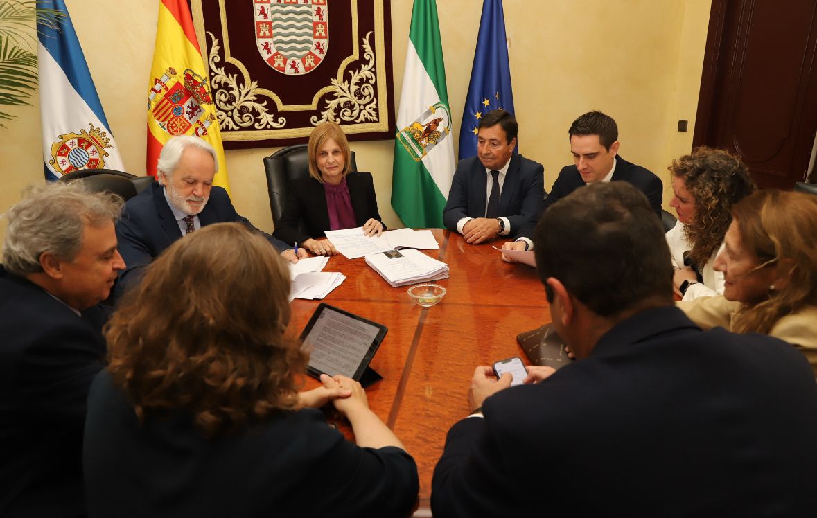 Alcaldesa preside Junta de Gobierno Local
