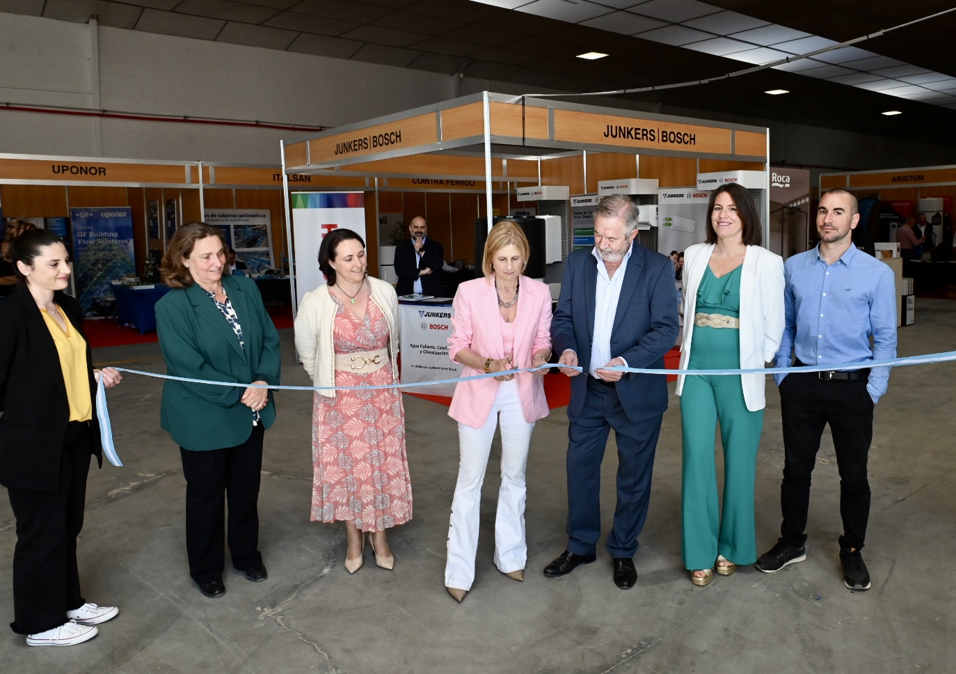 Alcaldesa inaugura Feria de Tubesan