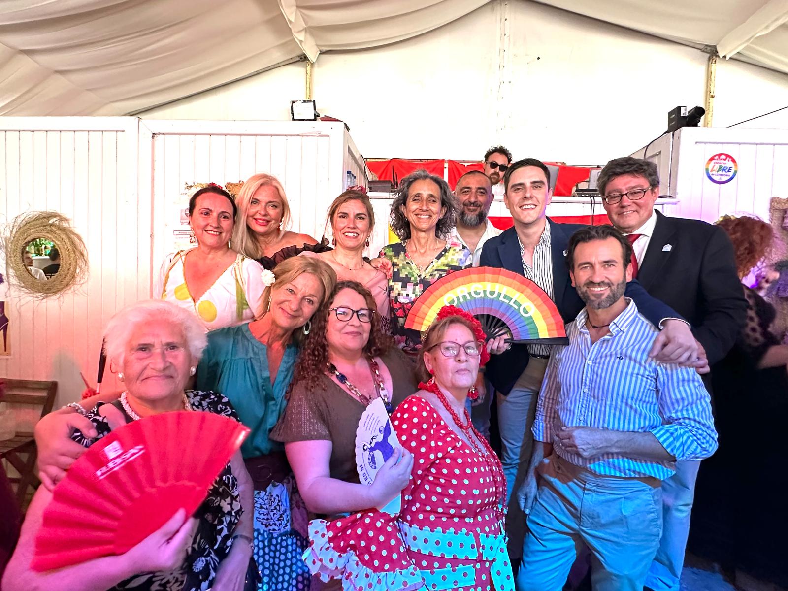 Tradicional Brindis Arcoiris en la caseta Jerelesgay