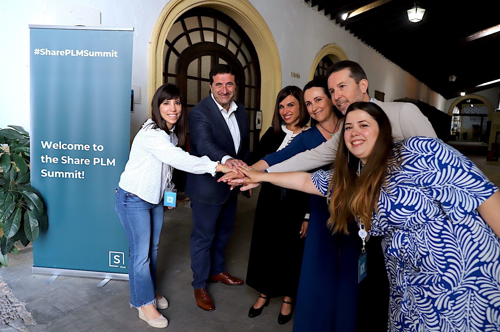 Ignacio Martínez y Nela García asisten al evento Share PLM Summit