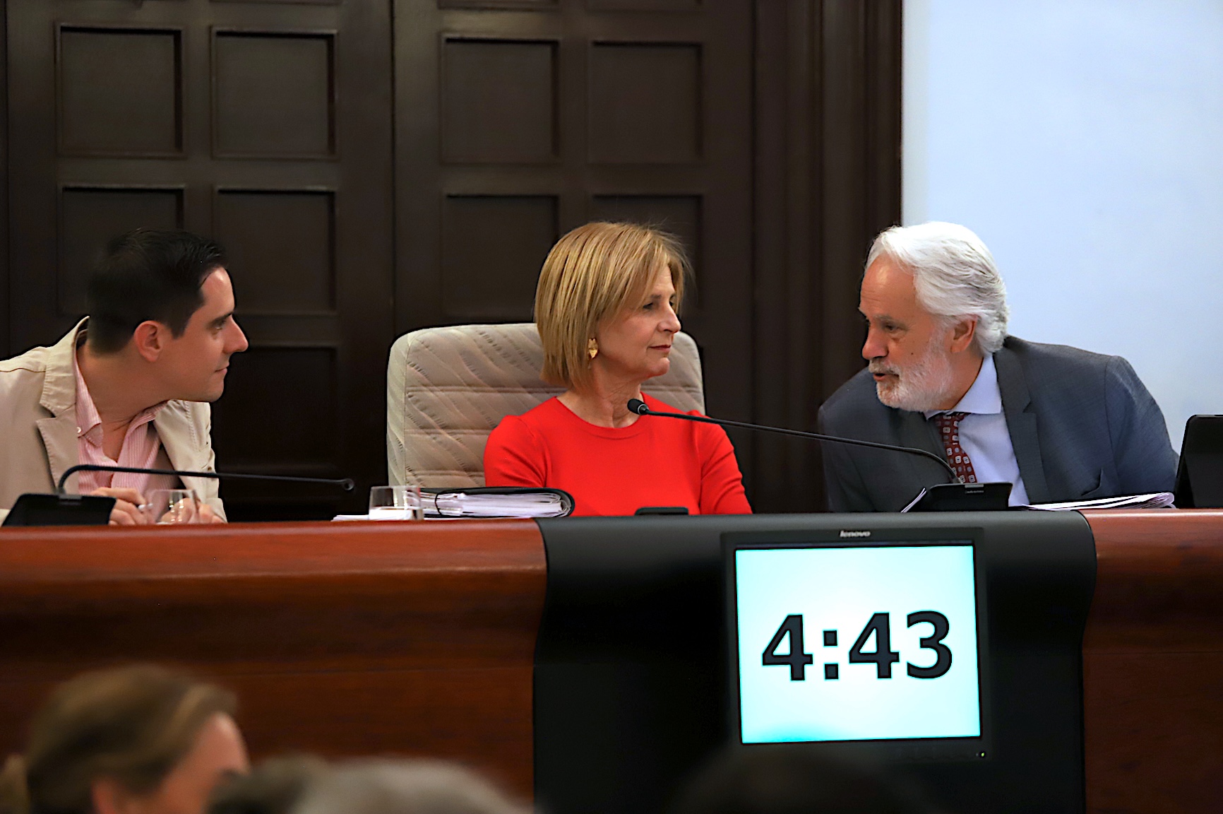 La alcaldesa preside el Pleno ordinario mayo