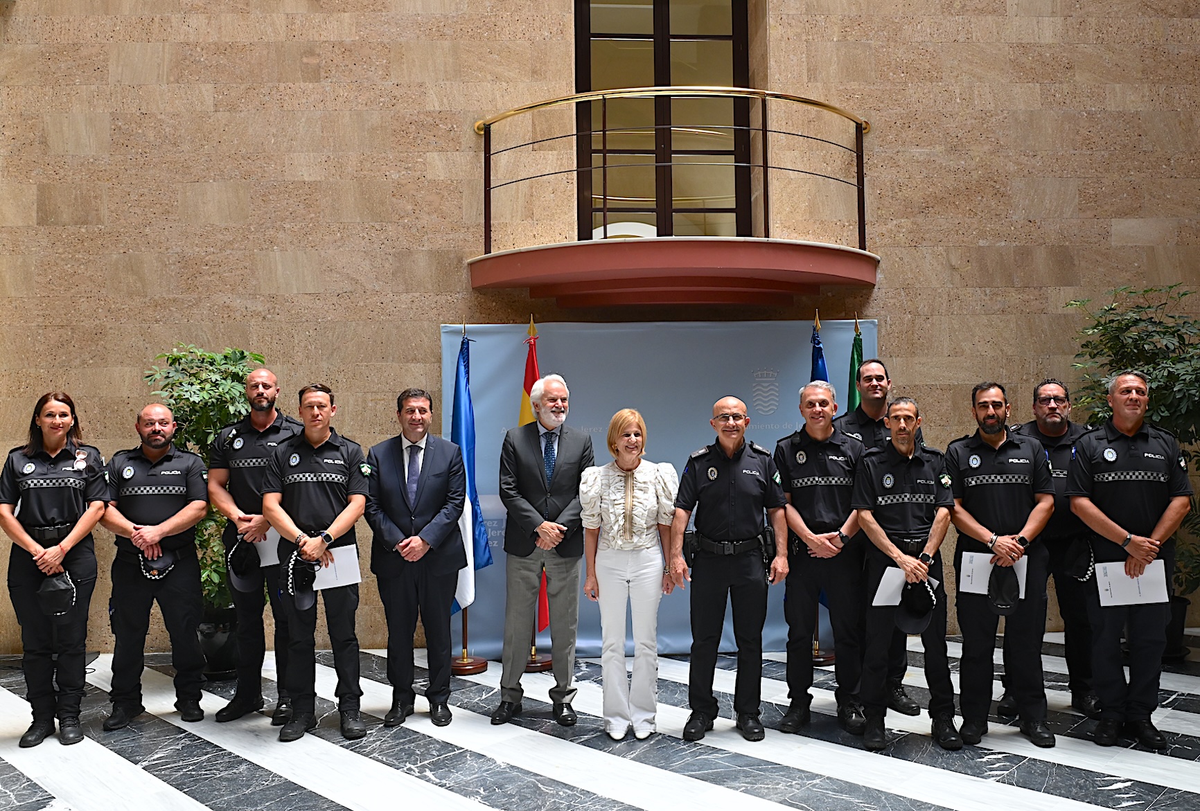 Alcaldesa preside la toma de posesión de 8 nuevos agentes de la Policía Local