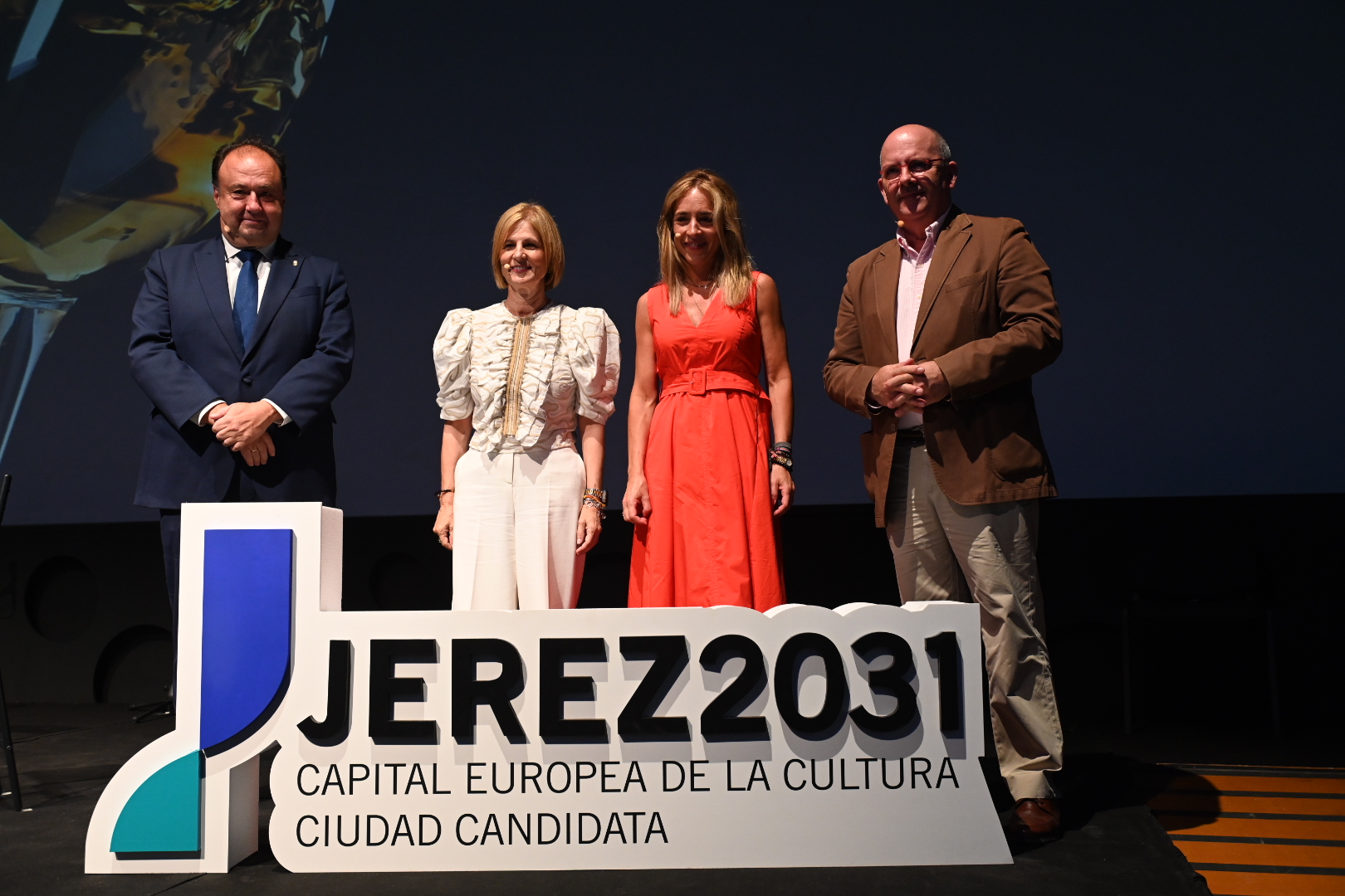 La alcaldesa preside el I Fórum Jerez 2031
