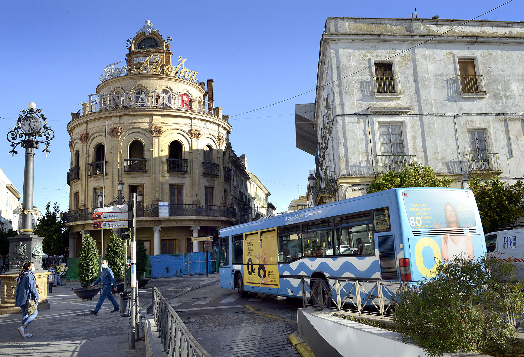 A partir del lunes hay modificaciones en las frecuencias de los autobuses urbanos