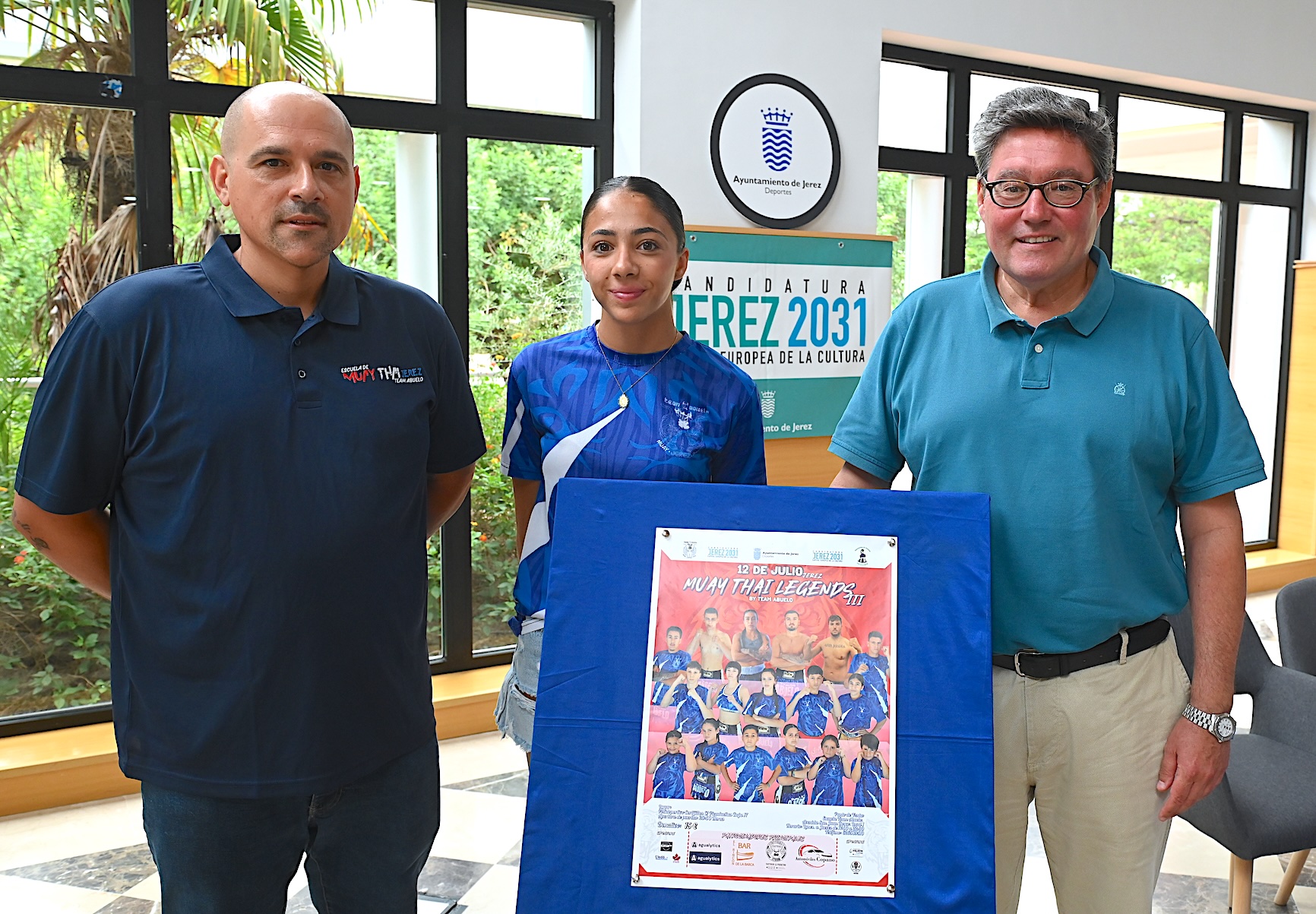 Aparicio presenta campeonato Muay Thai Legends