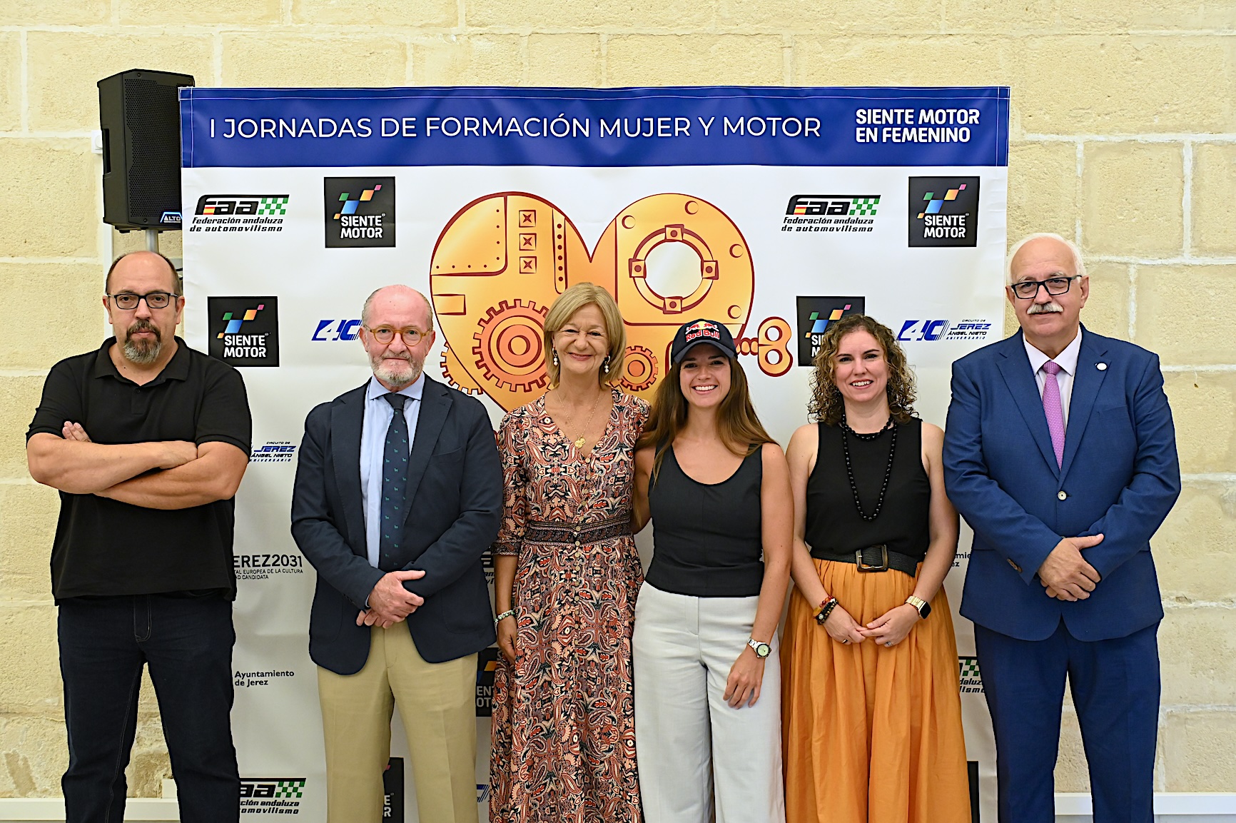 Susana Sánchez inaugura la I Jornada de Formación Mujer y Motor