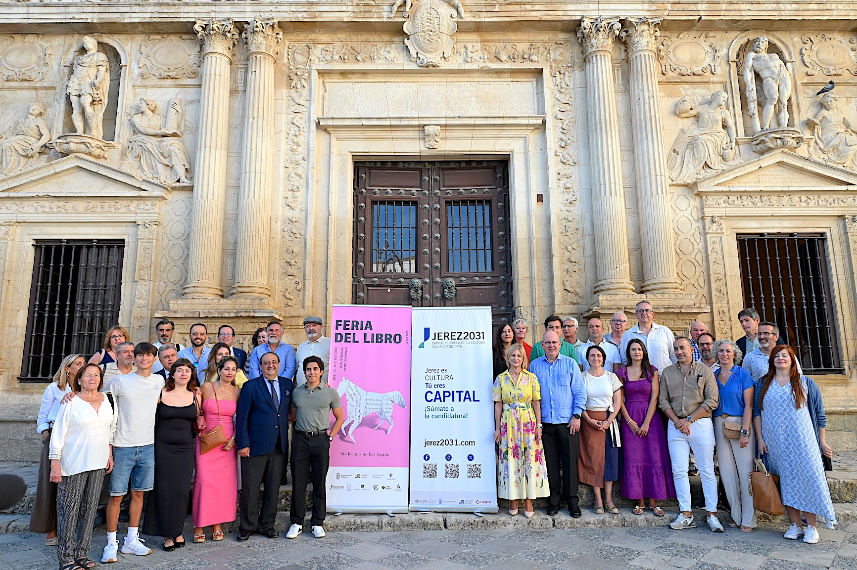 La alcaldesa ha presentado una nueva edición de la Feria del Libro