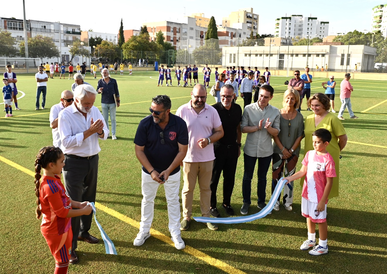 El teniente de alcaldesa durante la inauguración