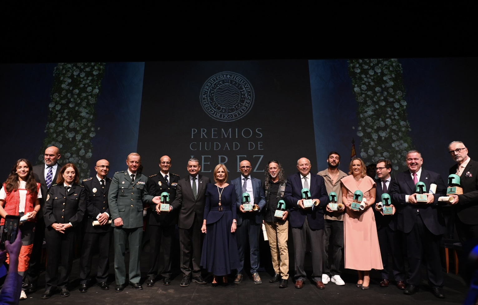 La alcaldesa preside la ceremonia de entrega de los Premios Ciudad de Jerez