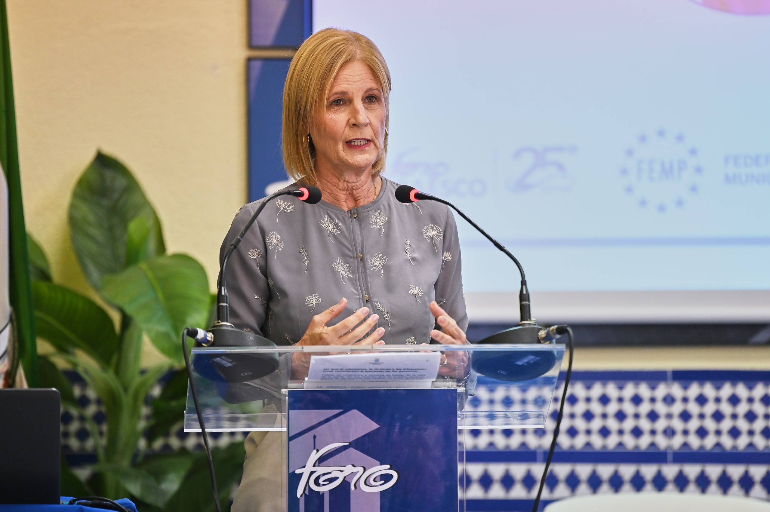 La alcaldesa ha participado en el Foro GAESCO