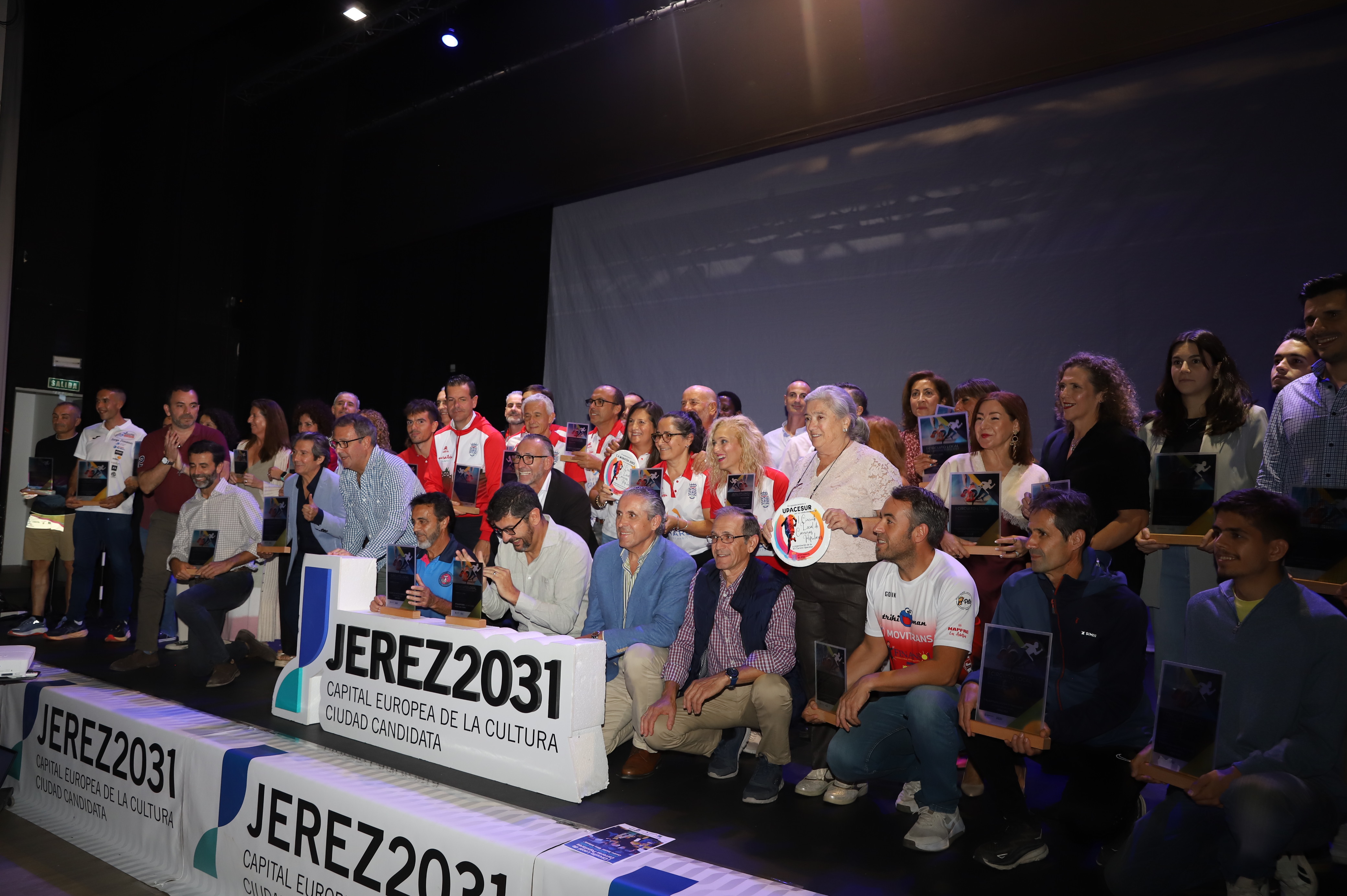 Tomás Sampalo preside la entrega de premios de las carreras populares